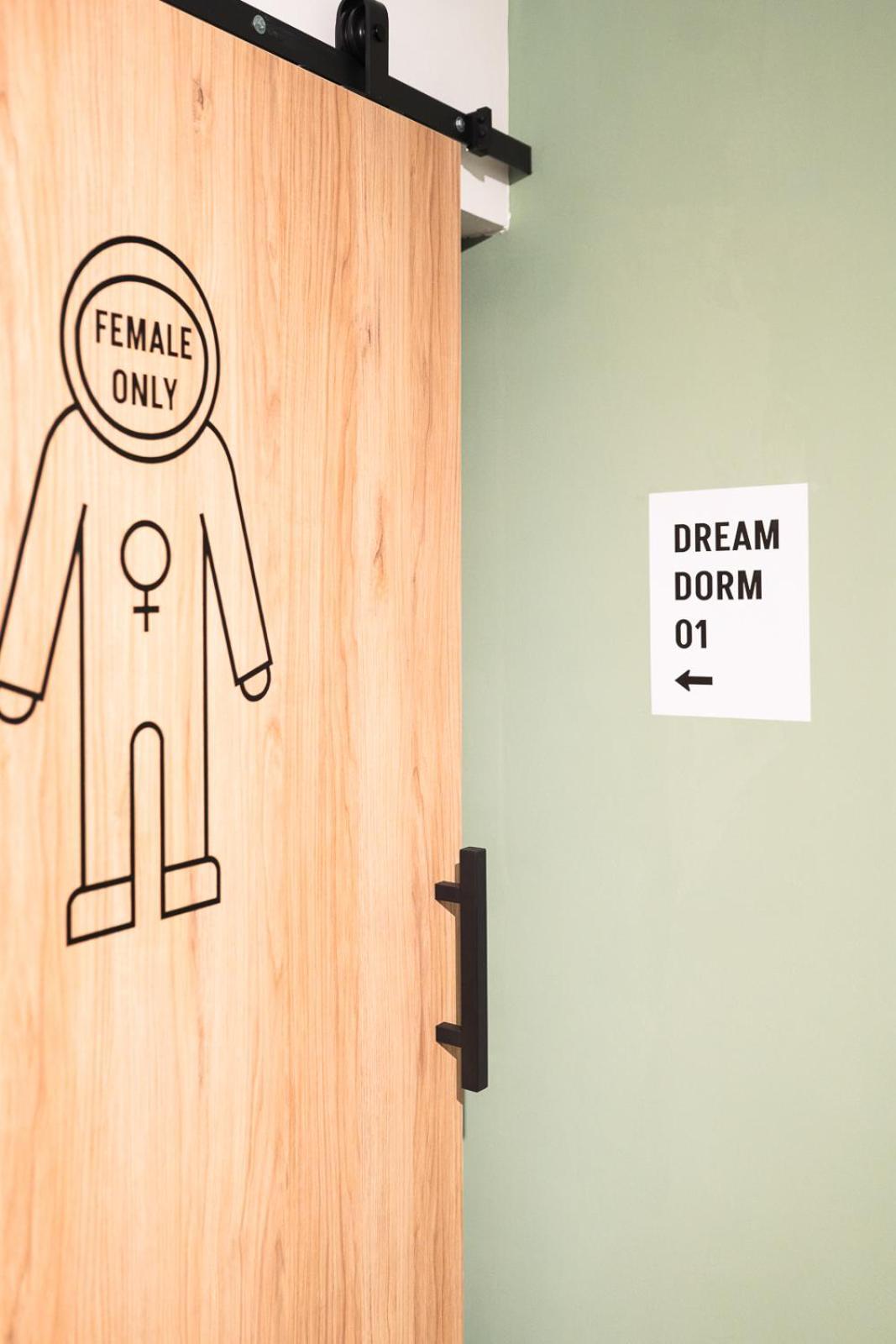 Dream Factory Melk - Green Hostel المظهر الخارجي الصورة