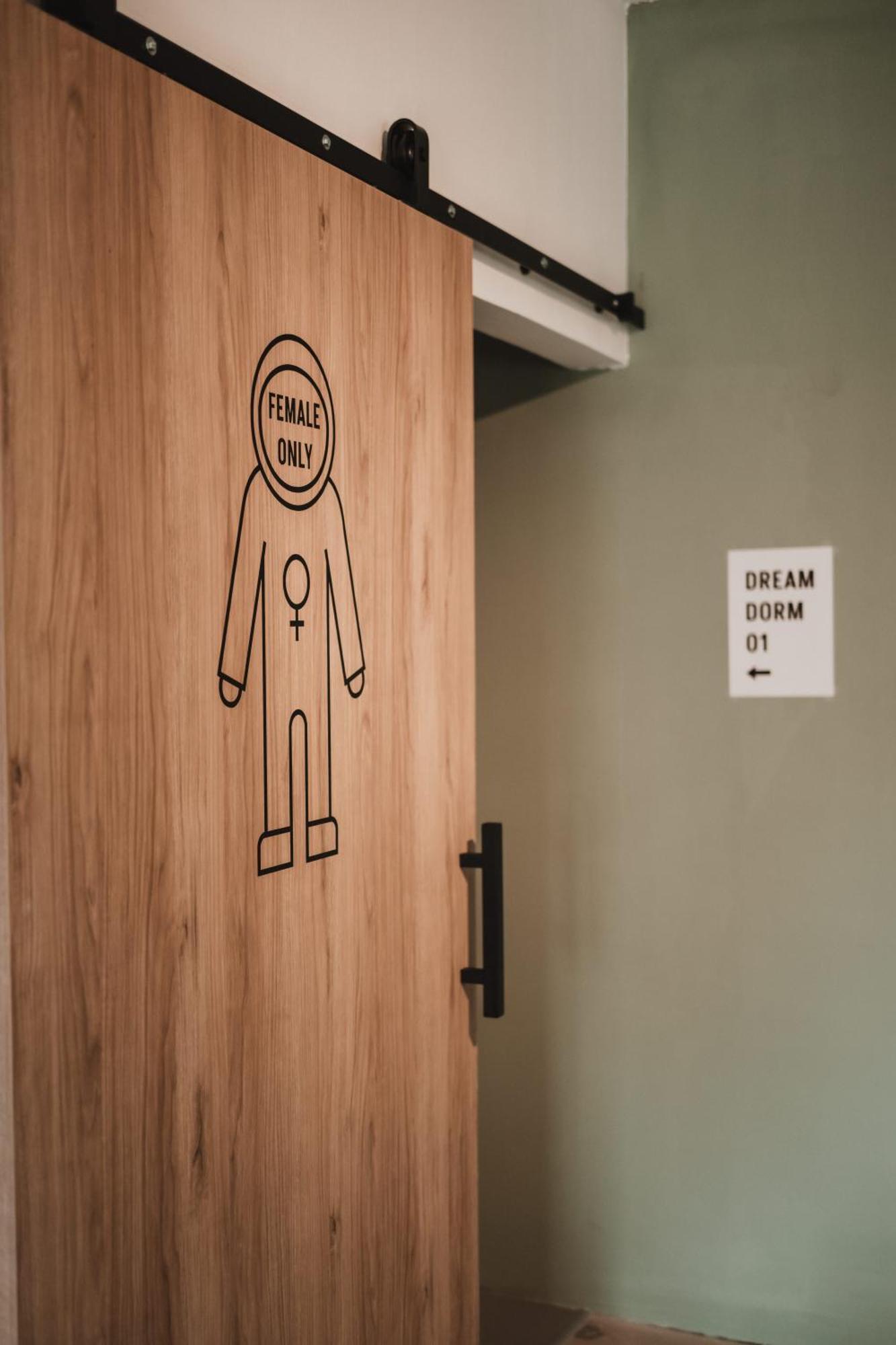 Dream Factory Melk - Green Hostel المظهر الخارجي الصورة